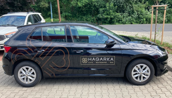 Polep na auto Hagarka - branding značky na kolesách